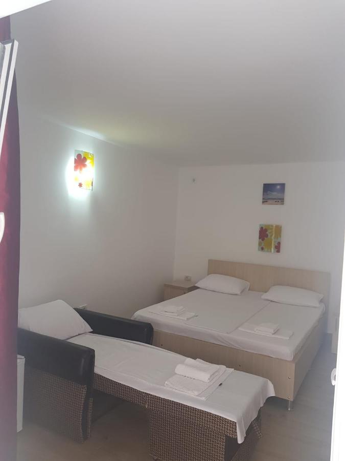 Evana House Costinesti Bagian luar foto